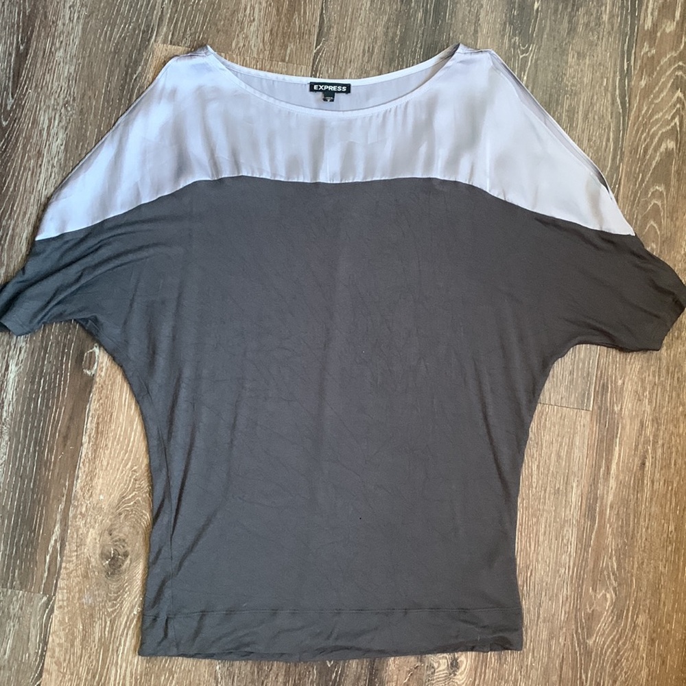 Express Cold Shoulder M - Picture 2 of 6